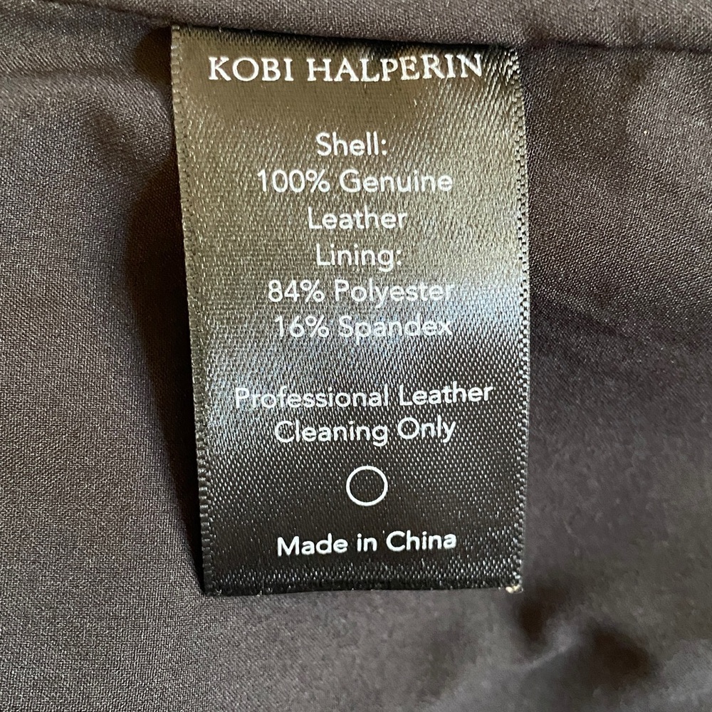 Kobi Halperin 💯Genuine Leather Black Silver Chain Full Zip Ruffled Vest - Picture 4 of 16